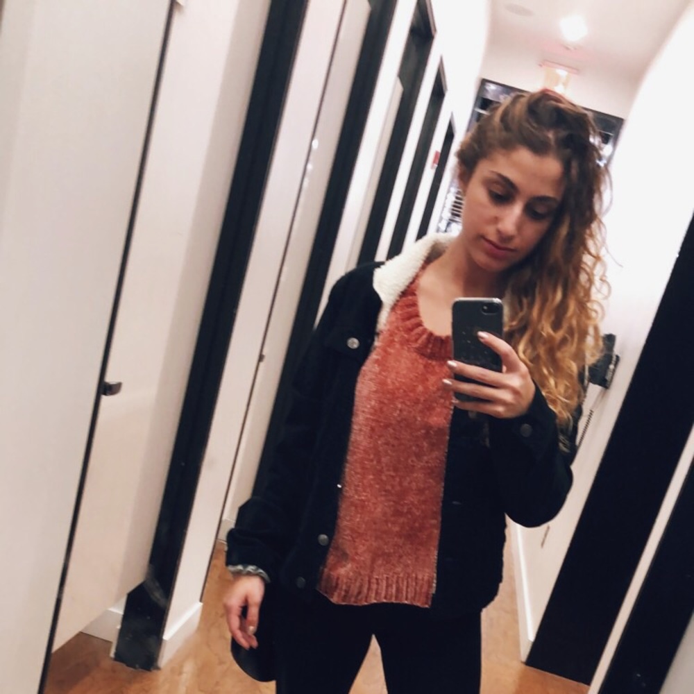Meet your Posher, Liana